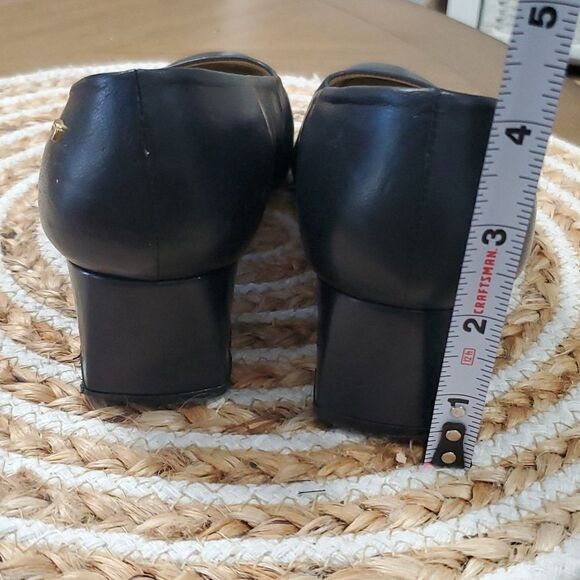 Etienne Aigner Astoria Leather, Navy Pumps, Size 8W - Picture 7 of 9